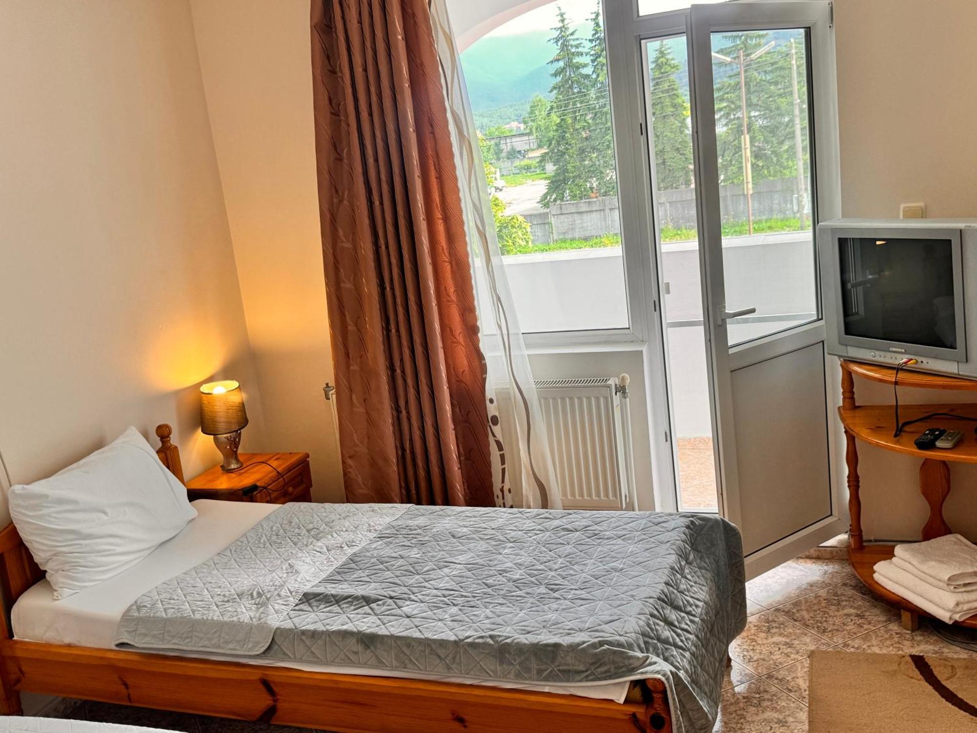 Motel International Berkovitsa Luaran gambar