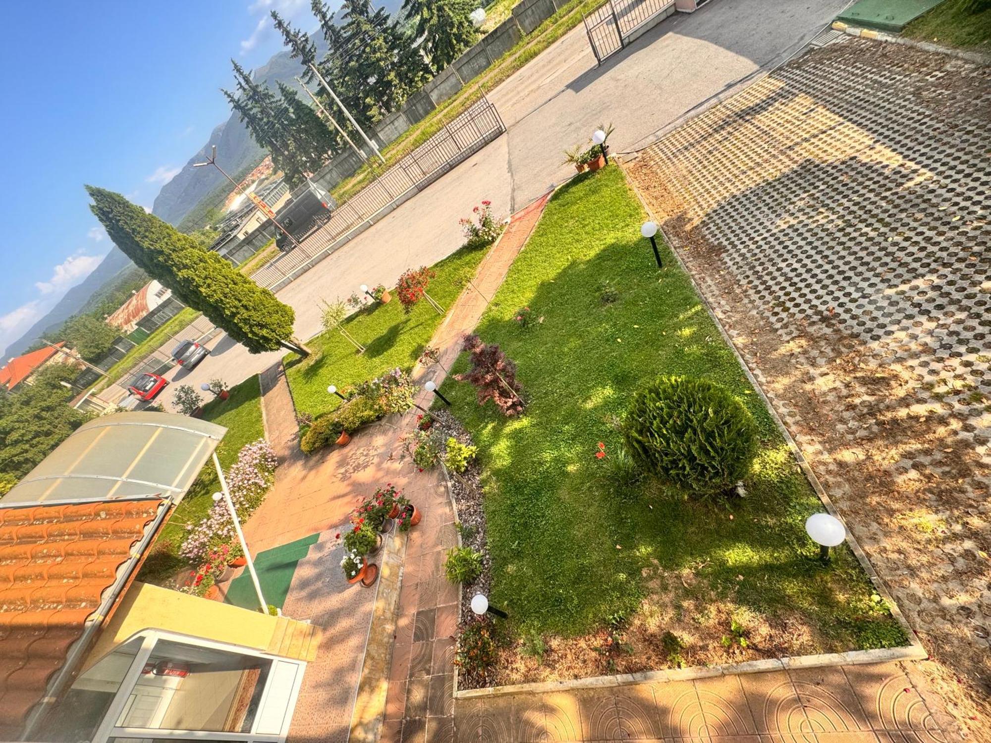 Motel International Berkovitsa Luaran gambar